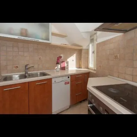 Homestay Deluxe Marta *
